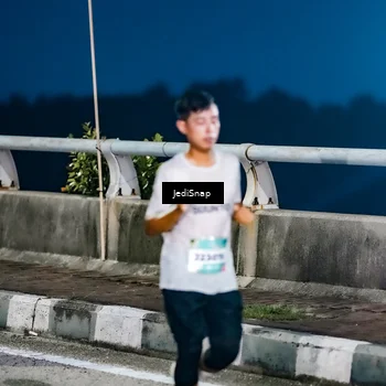 Runner Photo 5801150