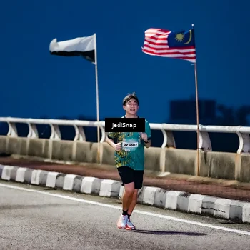 Runner Photo 5801164