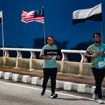 Runner Photo 5801185