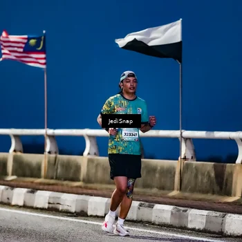 Runner Photo 5801200