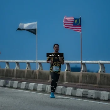 Runner Photo 5801223