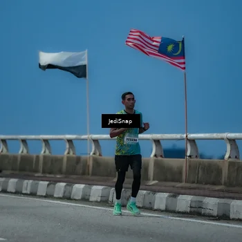 Runner Photo 5801235