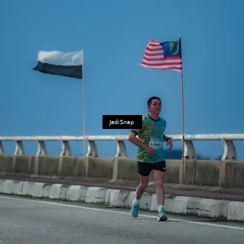 Runner Photo 5801242