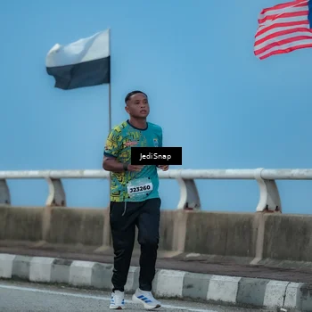 Runner Photo 5801251