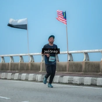 Runner Photo 5801281