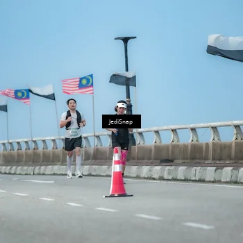 Runner Photo 5801290