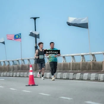 Runner Photo 5801302