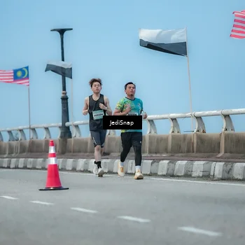 Runner Photo 5801308