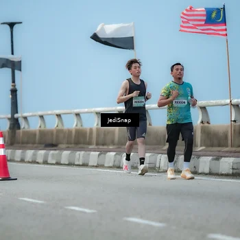 Runner Photo 5801311