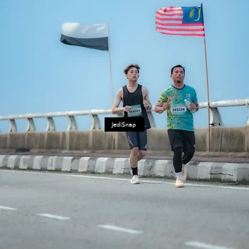 Runner Photo 5801312
