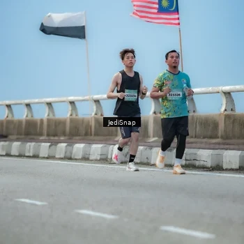 Runner Photo 5801314