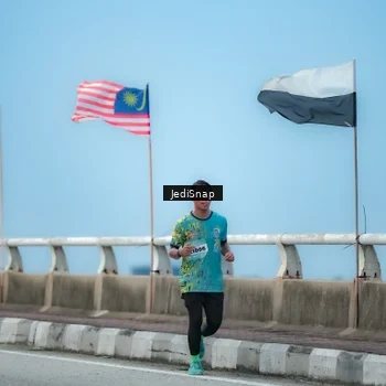 Runner Photo 5801315