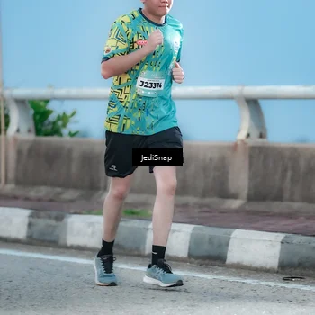 Runner Photo 5801342