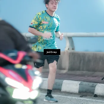 Runner Photo 5801343