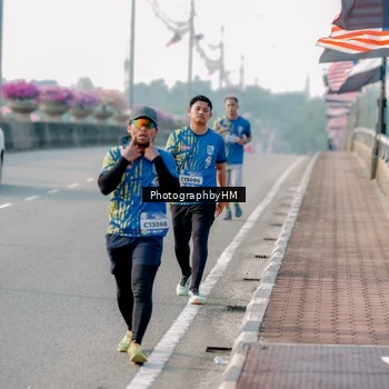 Runner Photo 5802399