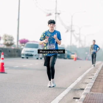 Runner Photo 5802557