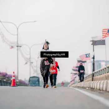 Runner Photo 5803025