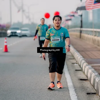 Runner Photo 5803255