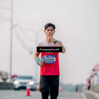 Runner Photo 5803346