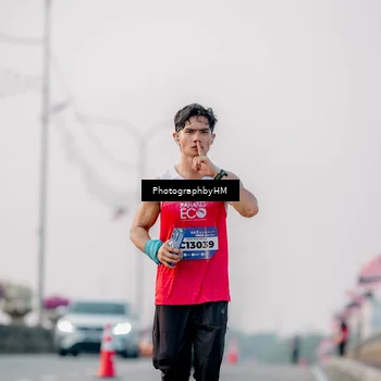 Runner Photo 5803350