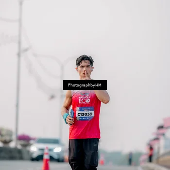Runner Photo 5803359