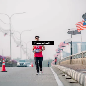 Runner Photo 5803376