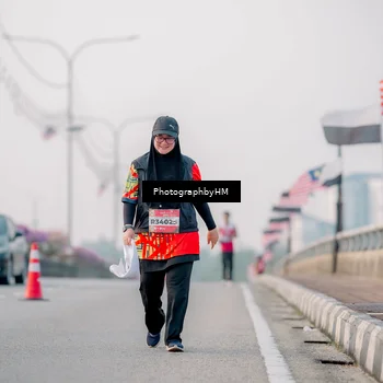 Runner Photo 5803399