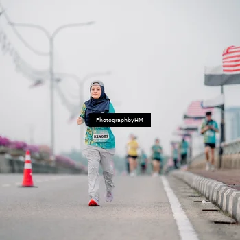 Runner Photo 5803873
