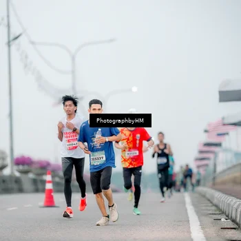 Runner Photo 5804302