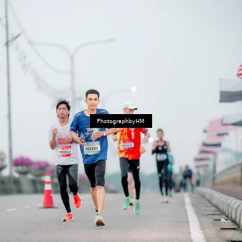 Runner Photo 5804307