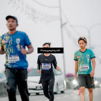Runner Photo 5804557