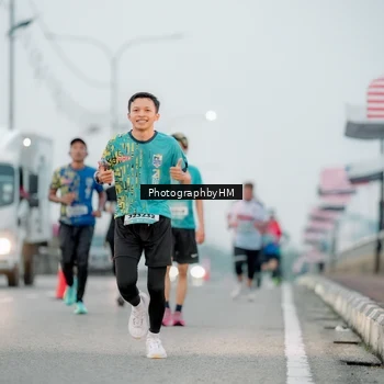 Runner Photo 5804580