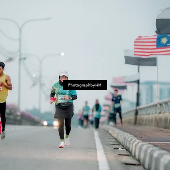 Runner Photo 5804695