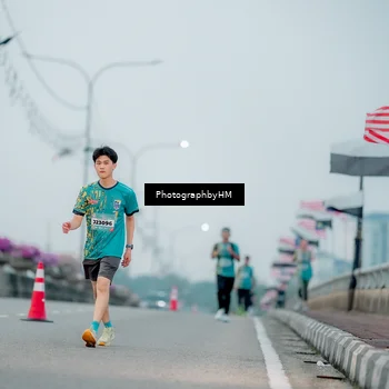 Runner Photo 5804775