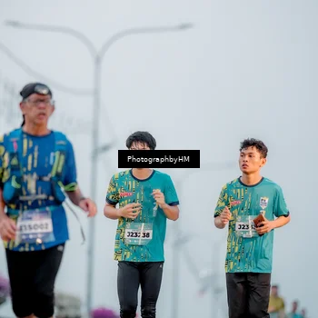 Runner Photo 5804943