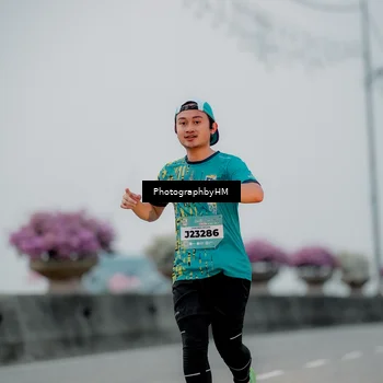 Runner Photo 5805053