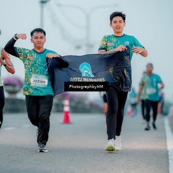 Runner Photo 5805249