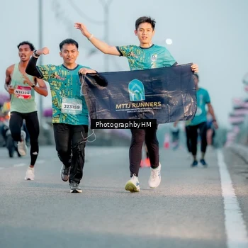 Runner Photo 5805267