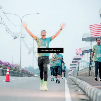 Runner Photo 5805403