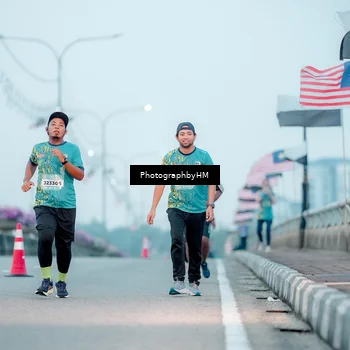 Runner Photo 5805599