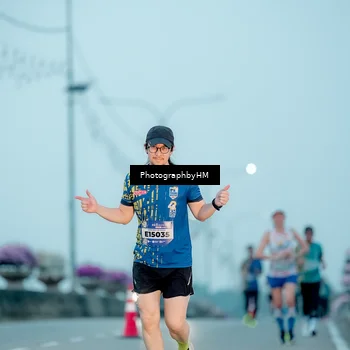 Runner Photo 5806058