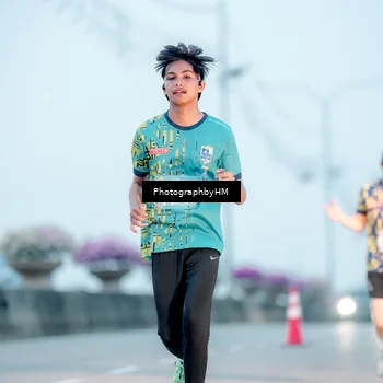 Runner Photo 5806068