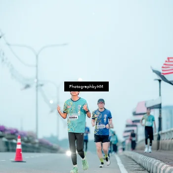 Runner Photo 5806075