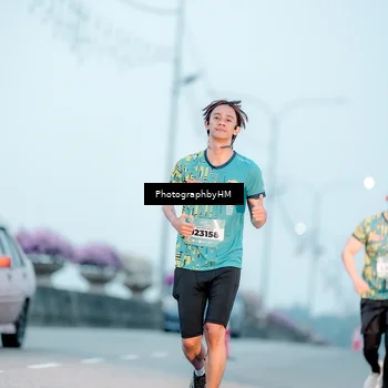 Runner Photo 5806100