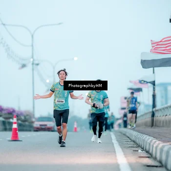 Runner Photo 5806109