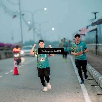 Runner Photo 5806199