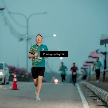 Runner Photo 5806264