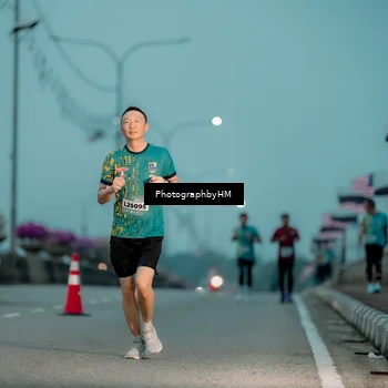 Runner Photo 5806267
