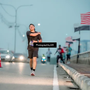 Runner Photo 5806468