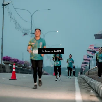 Runner Photo 5806742